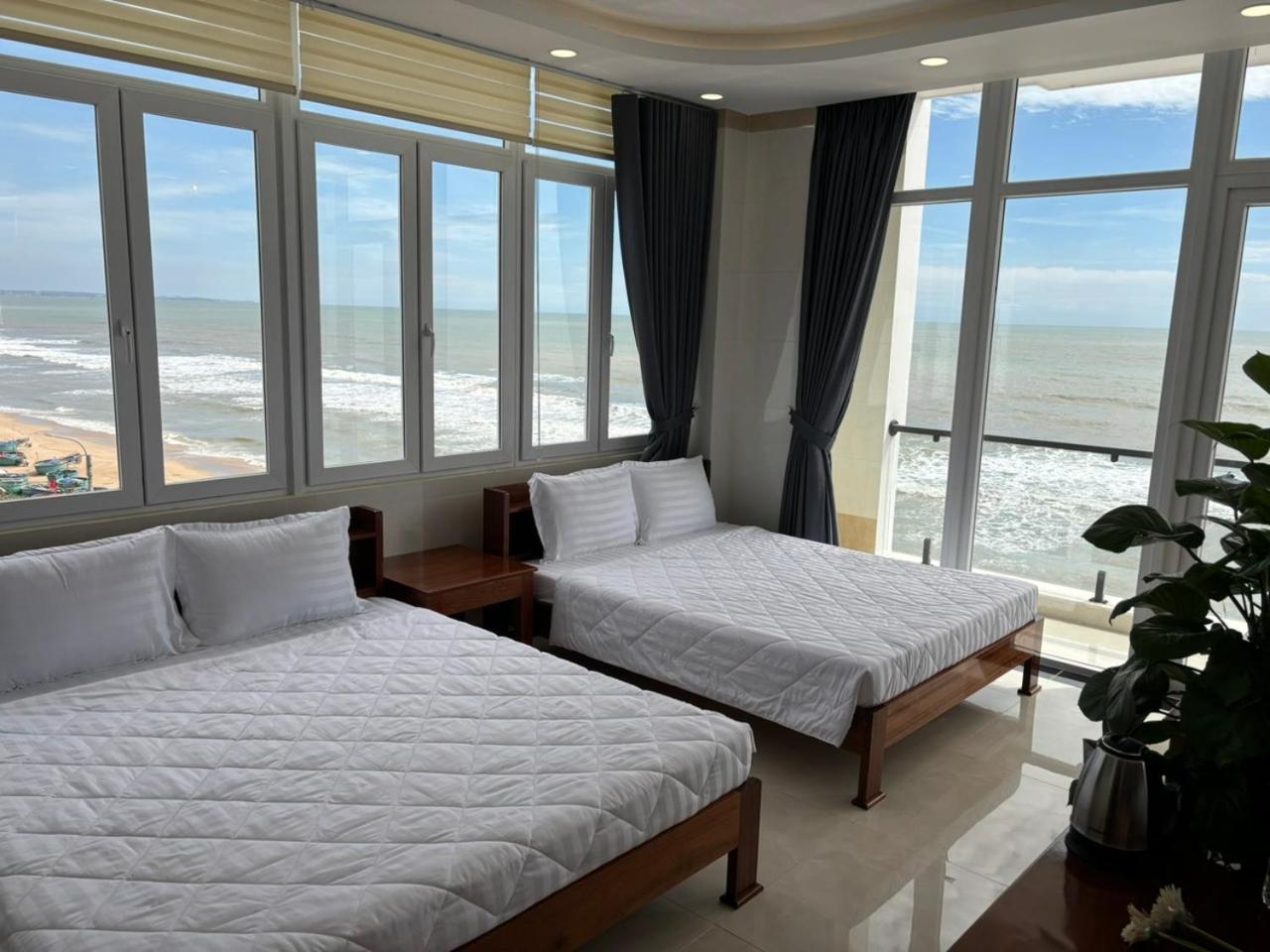 Khach San A68 Hotell Long My Exteriör bild
